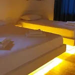 Limon Ξενοδοχείο 2*